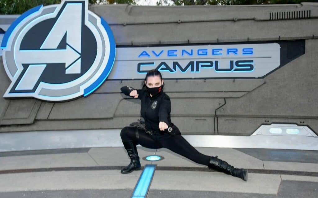 hacks to get on webslingers on avengers campus trip report