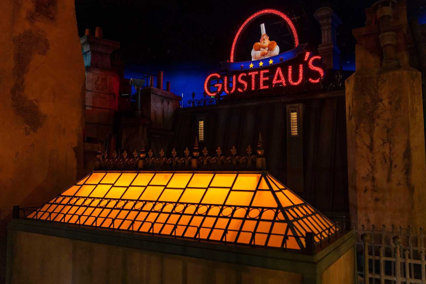 tips to get a boarding group for remy's ratatouille adventure EPCOT virtual queue