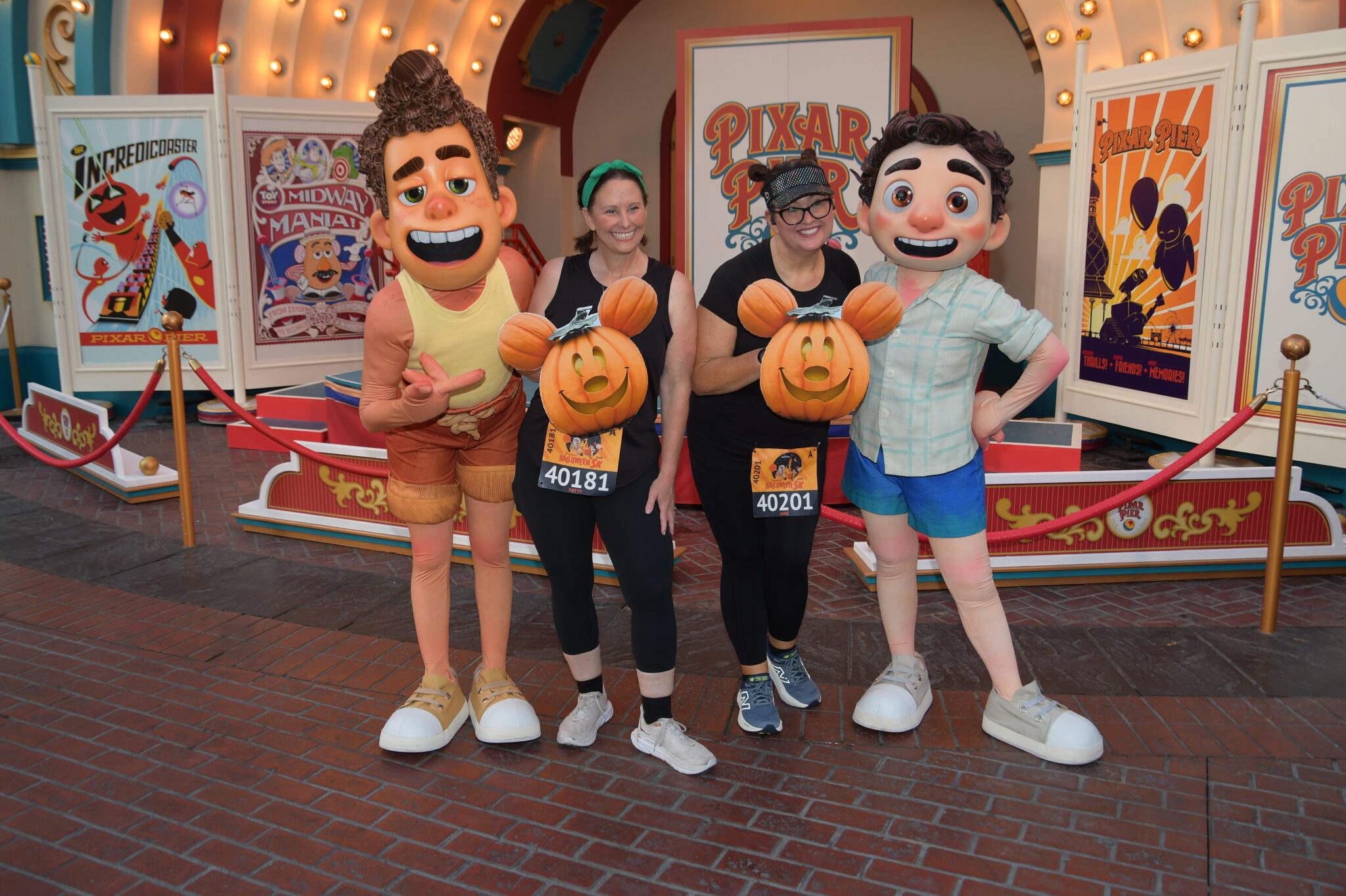 disneyland half weekend pumpkins