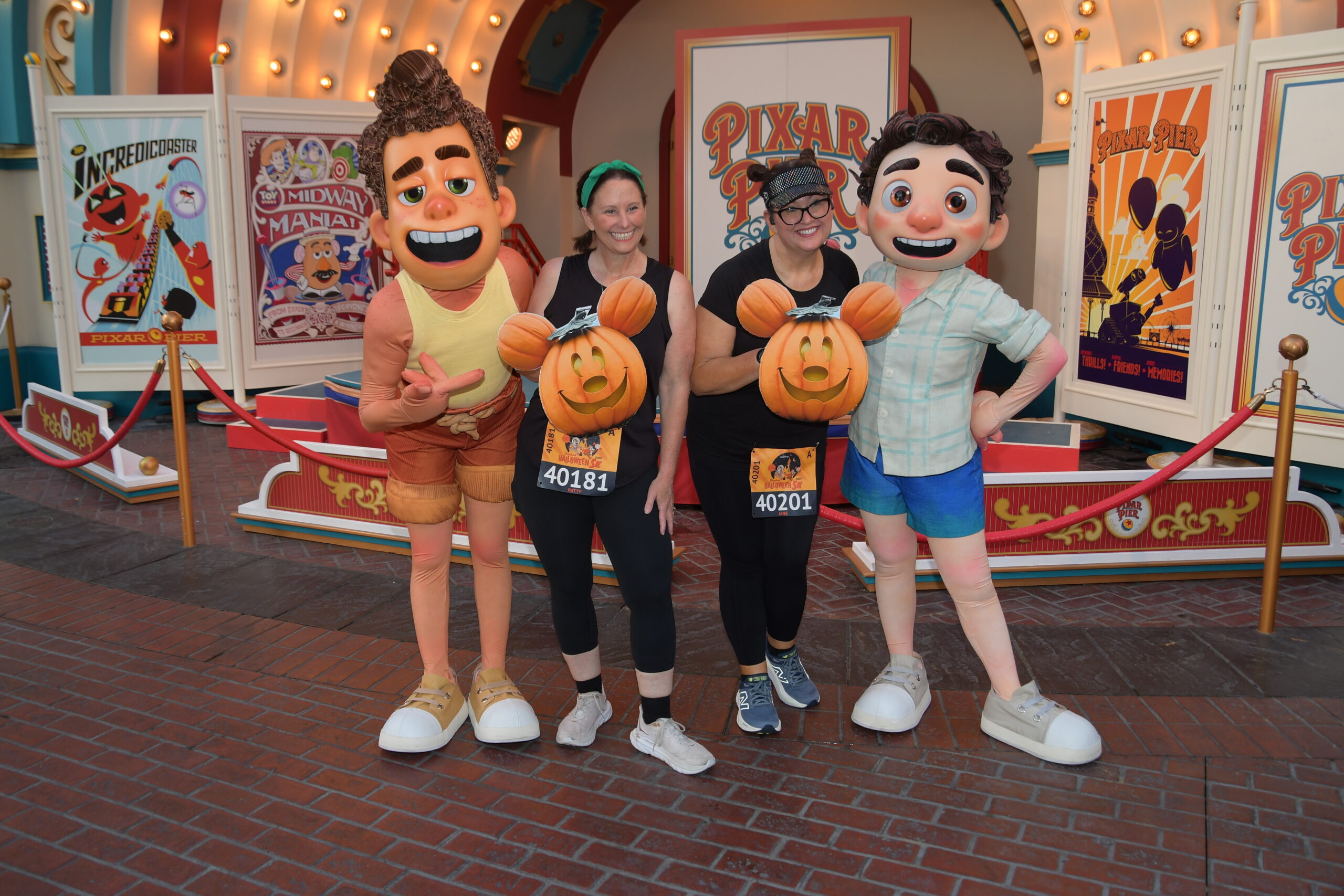 disneyland half weekend pumpkins