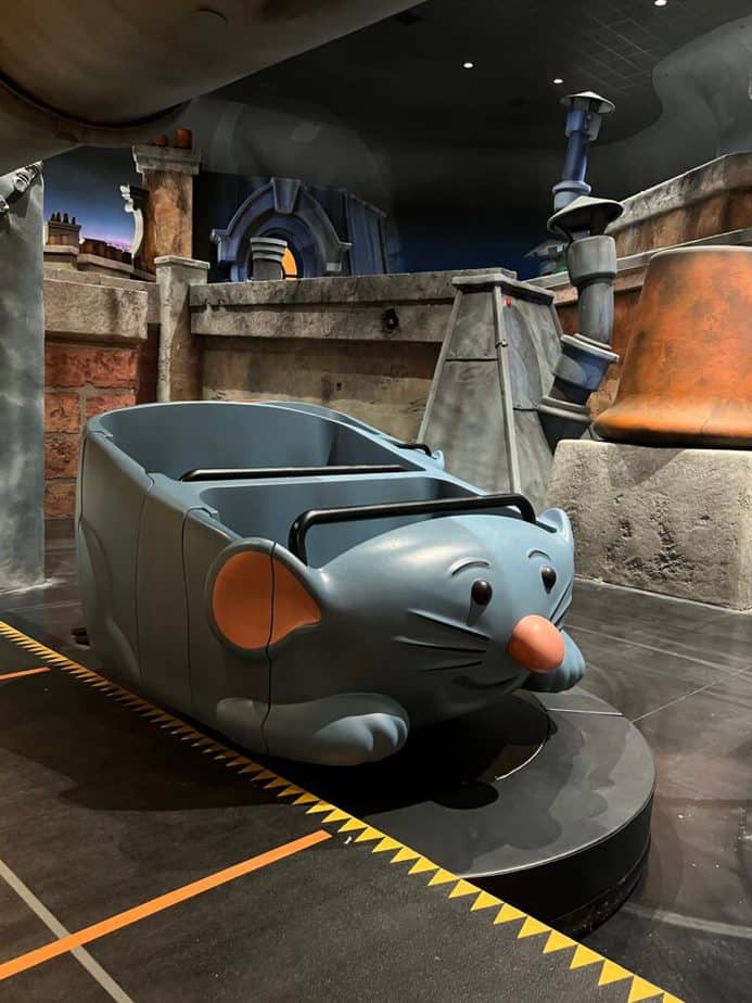 remys ratatouille adventure ride vehicle. parents ride guide: is this too scary for kids?