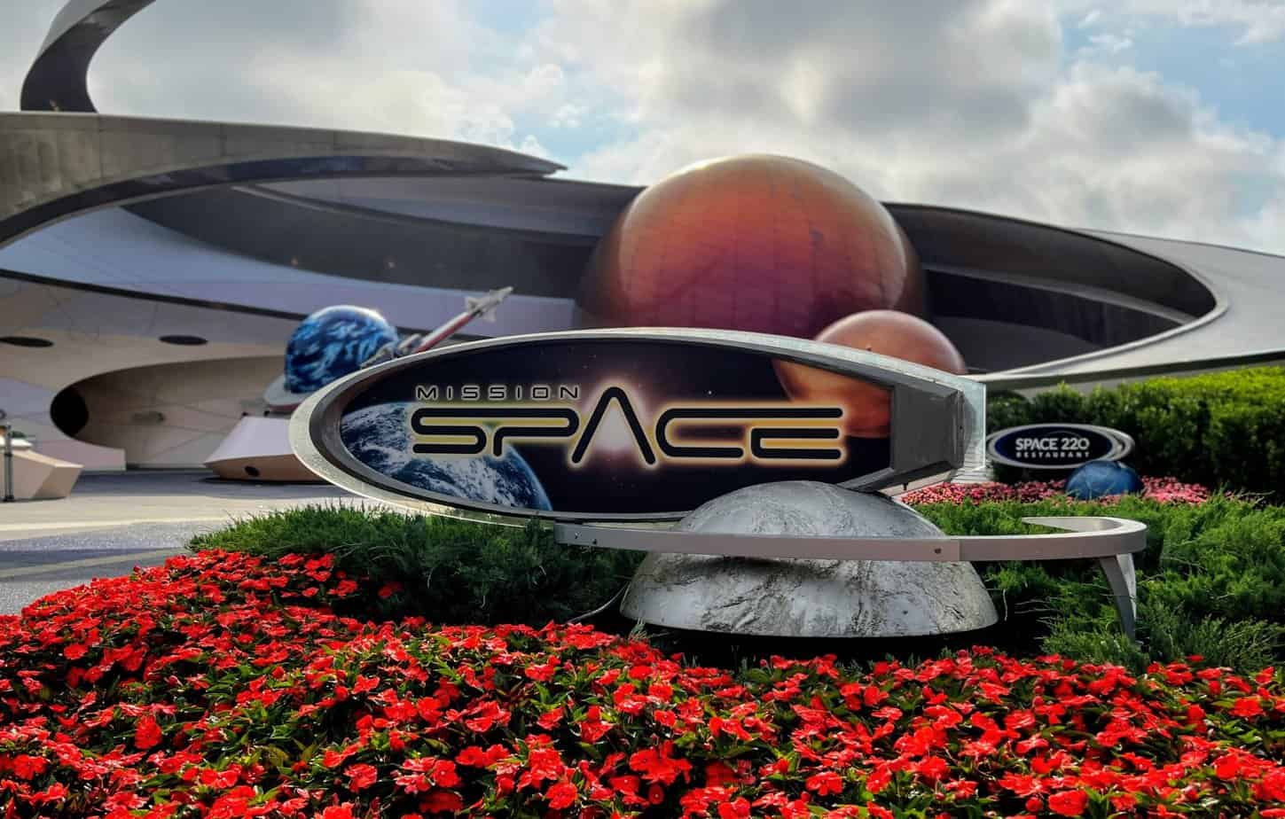 is mission space too scary for kids? parents ride guide.