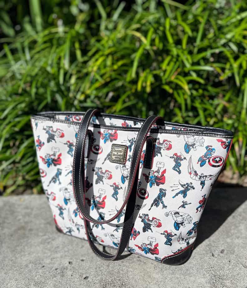 what to pack in your disney park bag