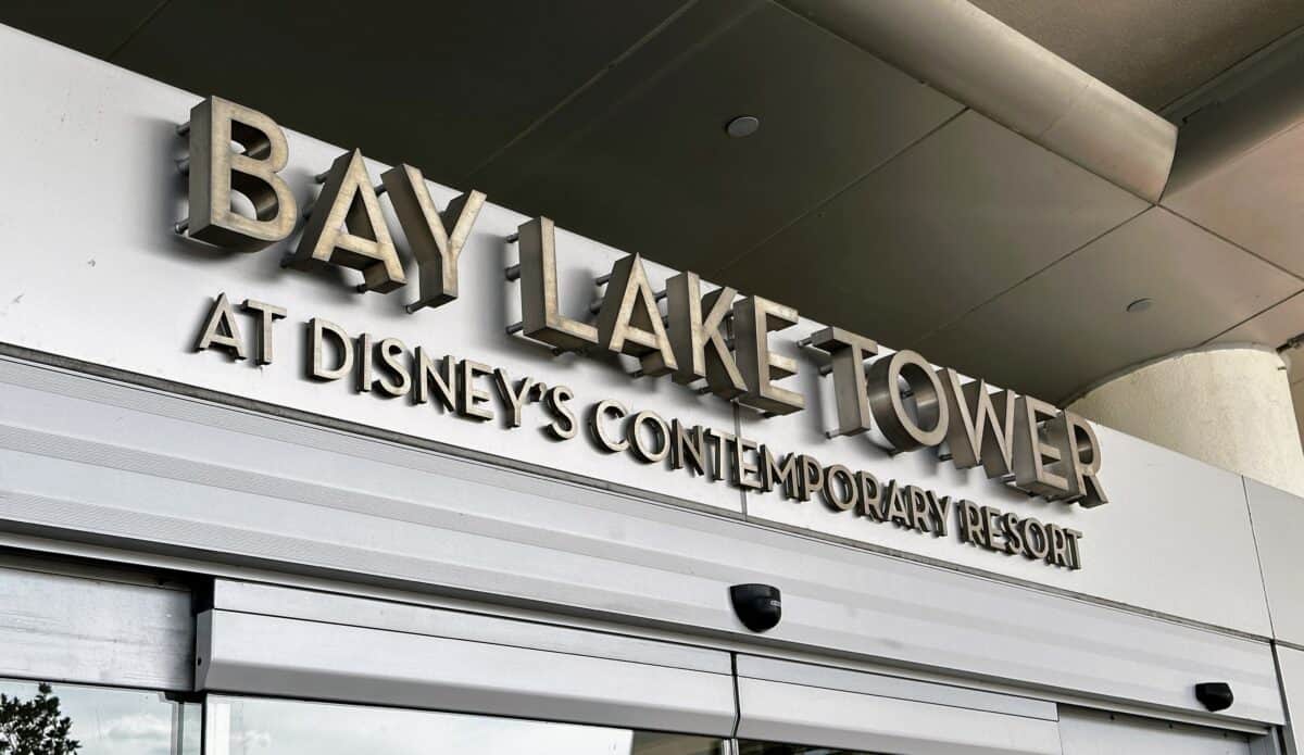 17 Best Disney Resorts For Large Families In 2023