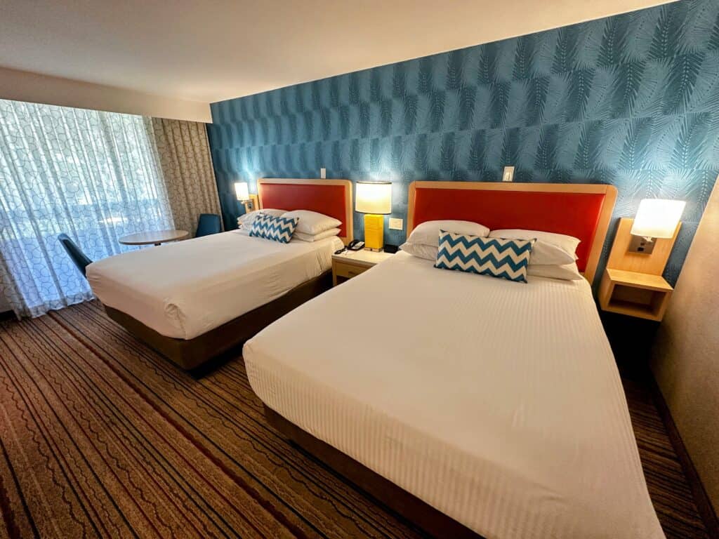 hojo anaheim beds. Best Hotels Across The Street From Disneyland