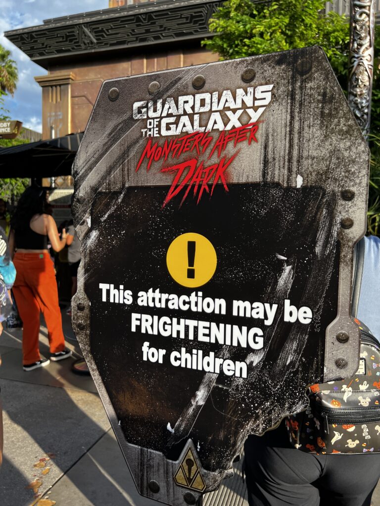 is monsters after dark mission breakout scary for kids? sign talking about how scary this ride can be