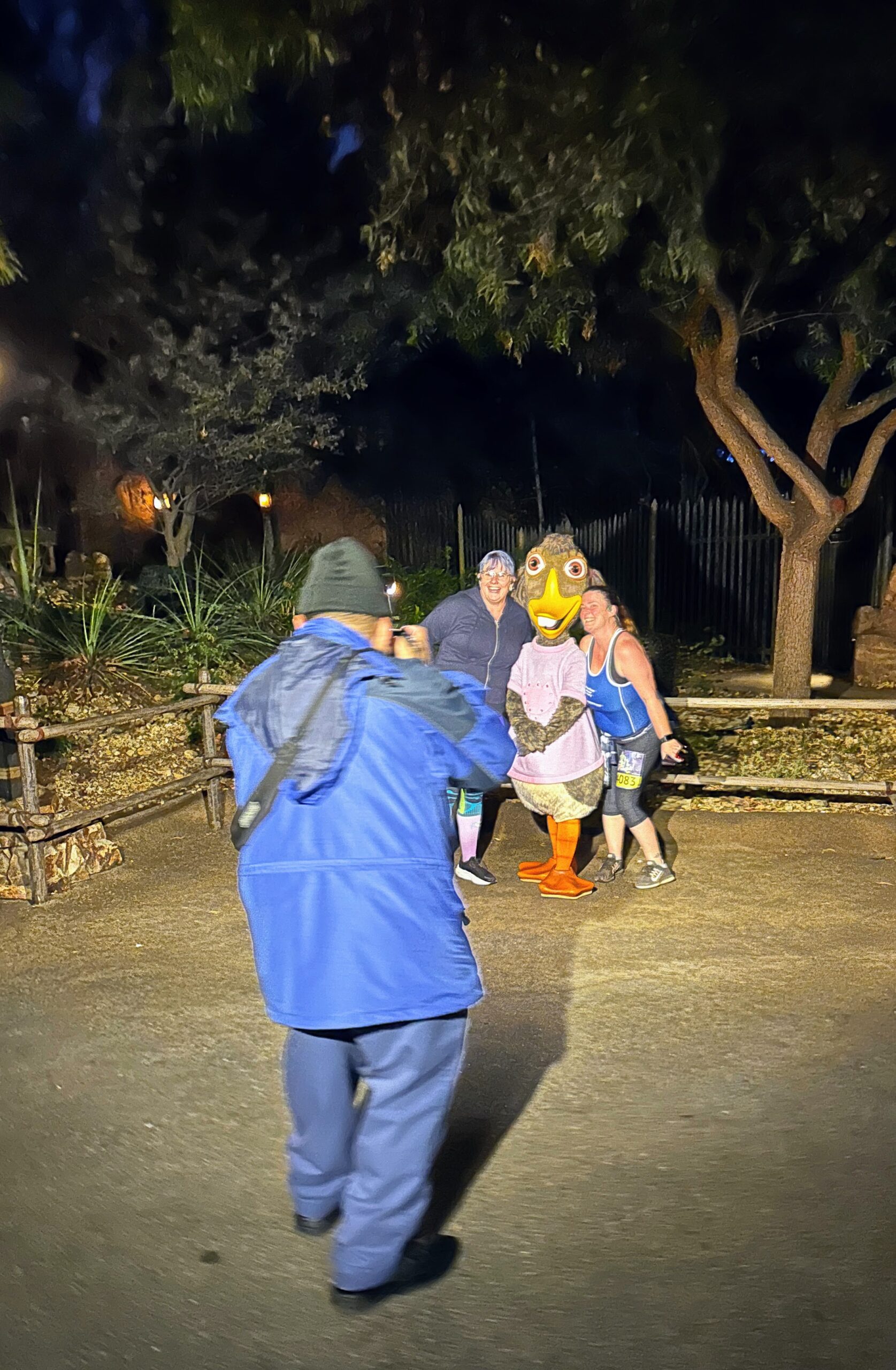 disneyland photopass character